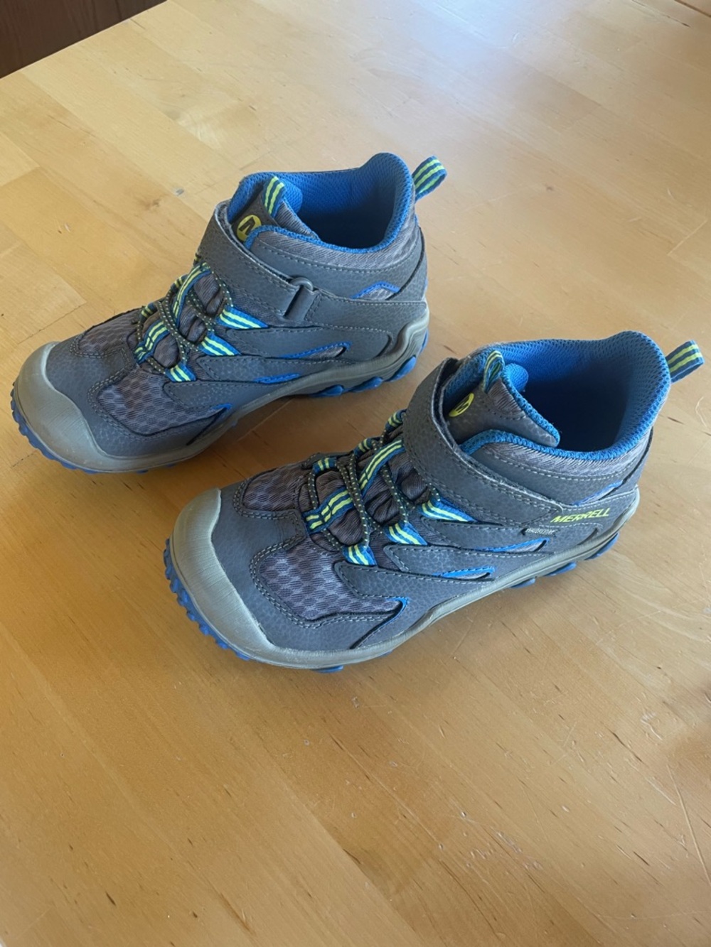 Merrell Chameleon Hiking Boots Trail Shoes Waterproof Kids Size 13.5 - Picture 2 of 11